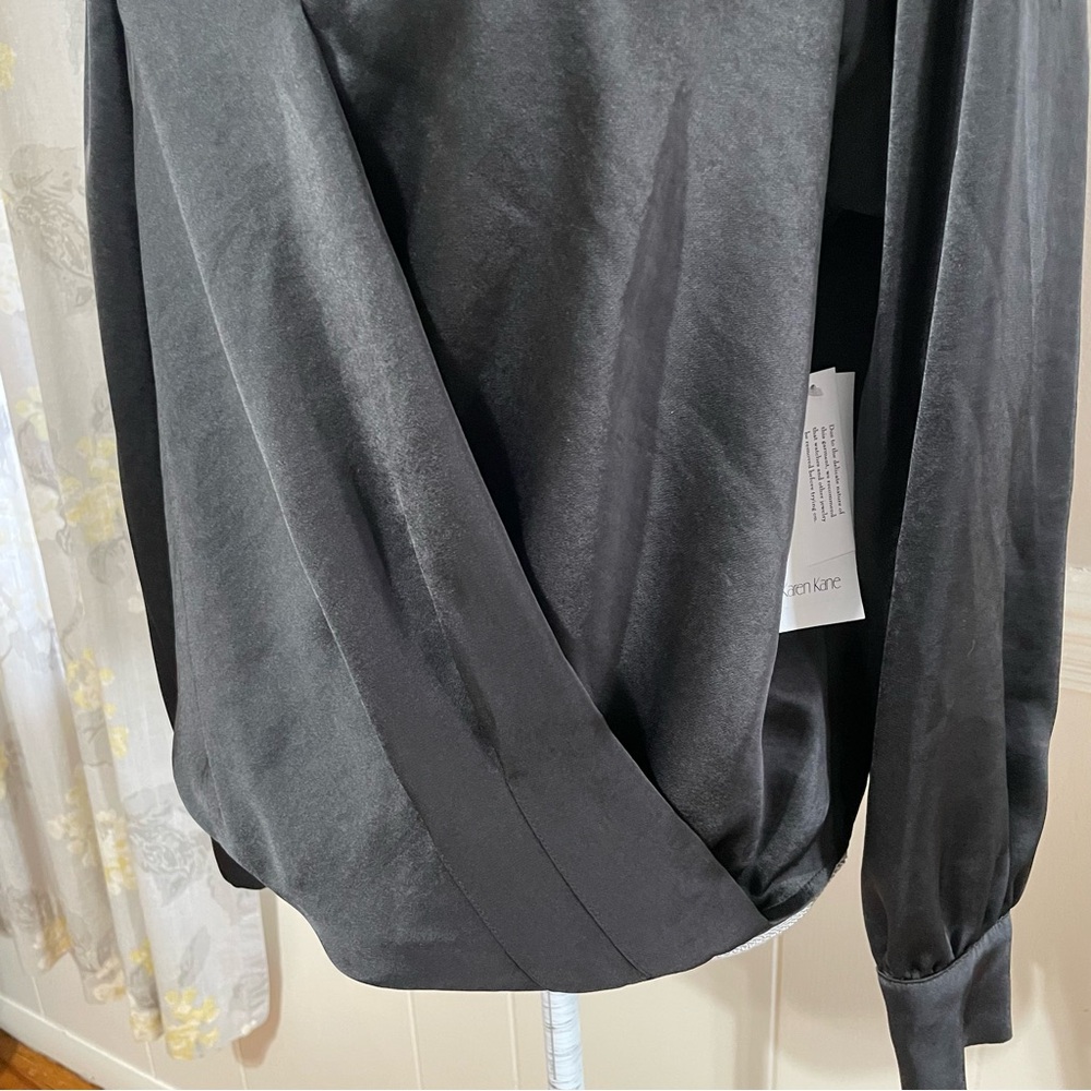 Karen Kane Drape Front Satin Top in Black Size L (NWT) - Picture 3 of 8
